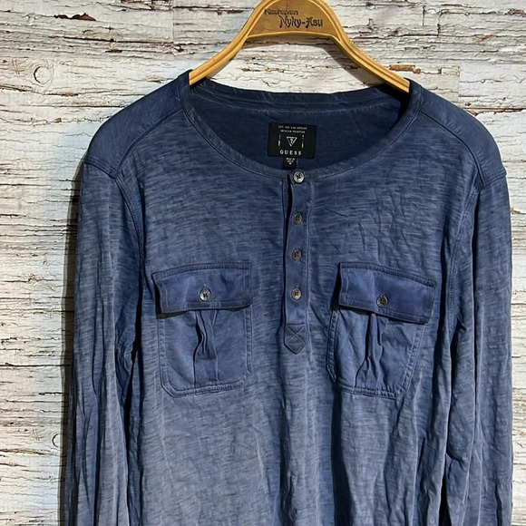 Guess long sleeve fade distressed shirt size large - Picture 3 of 9
